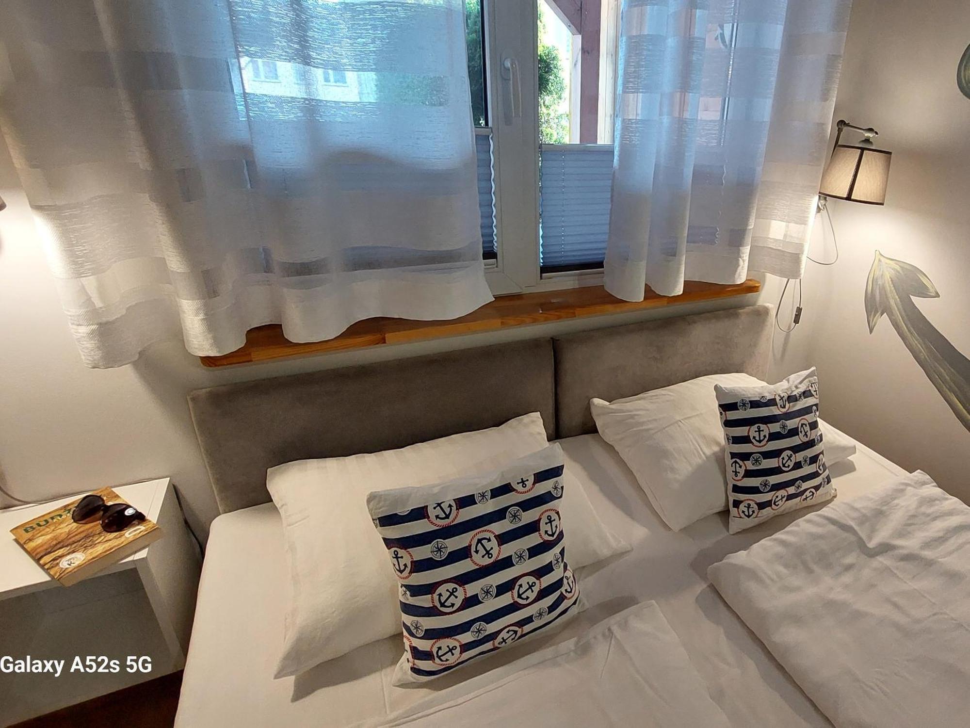 Apartamenty I Mieszkania Wakacyjne Chałupy Exteriör bild