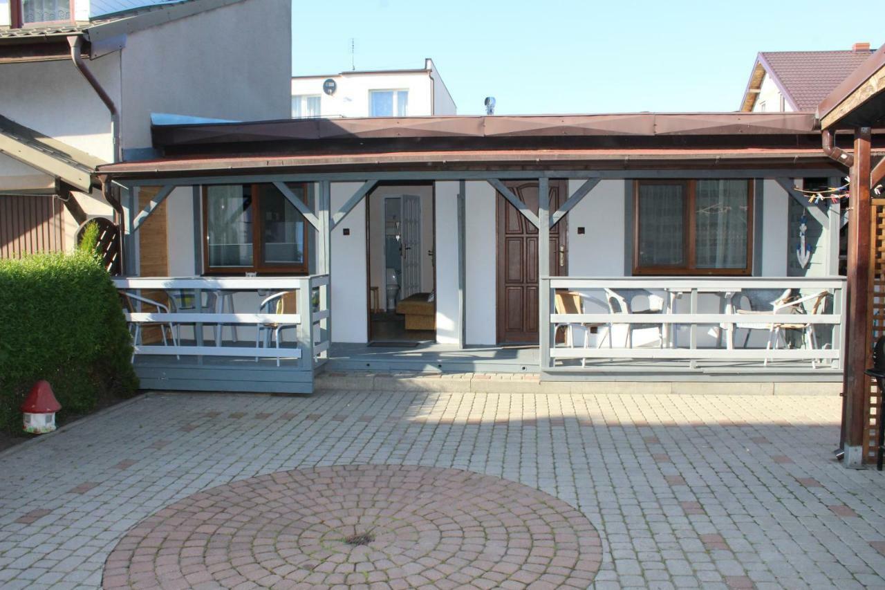 Apartamenty I Mieszkania Wakacyjne Chałupy Exteriör bild